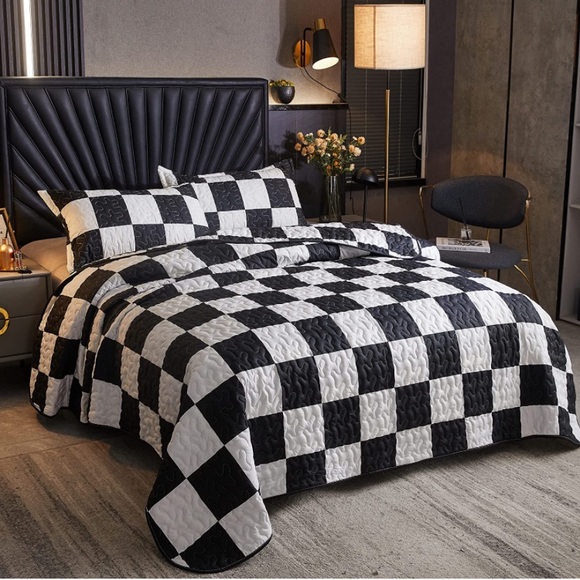 Checkered Quilt Set Queen Size Geometric Plaid/Grid Pattern - Picture 1 of 7